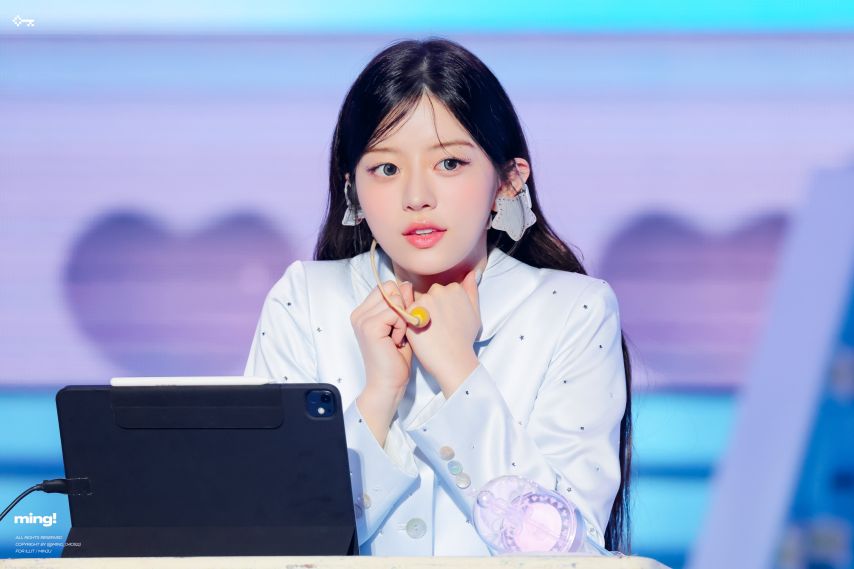 2025 ILLIT GLITTER DAY IN SEOUL 아일릿 민주