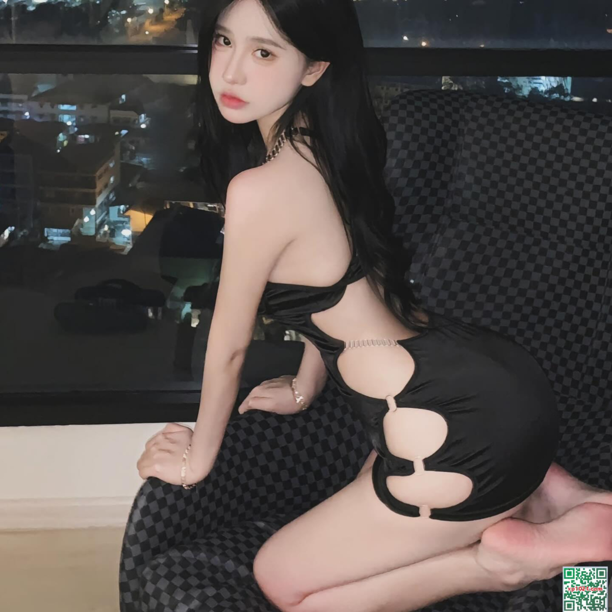 엘사, 여배우 못지 않은 미모와 아우라
