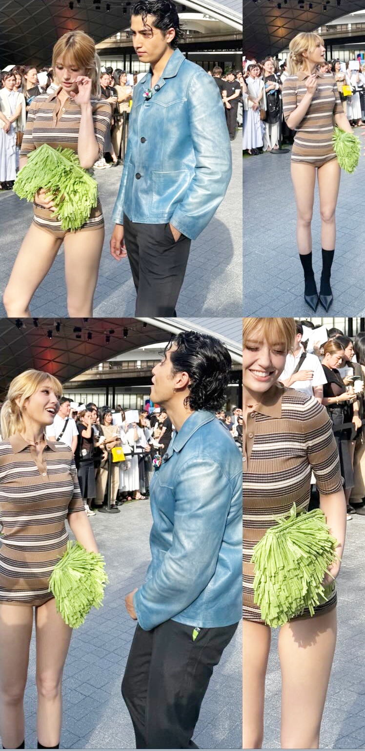 거의 수영복 수준의 줄무늬 레오타드 의상 전소미 아찔한 야벅지
