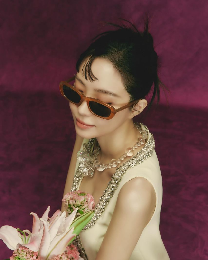 손나은 인별 아르마일AREMILE