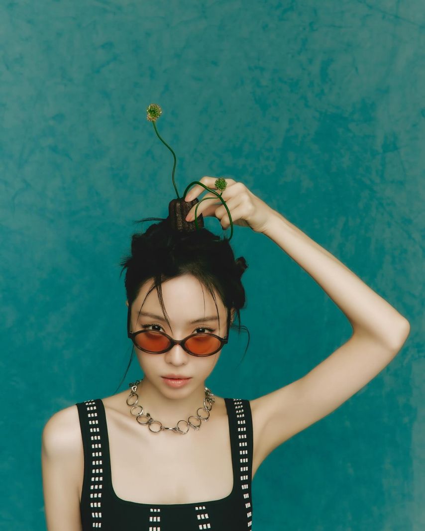 손나은 인별 아르마일AREMILE