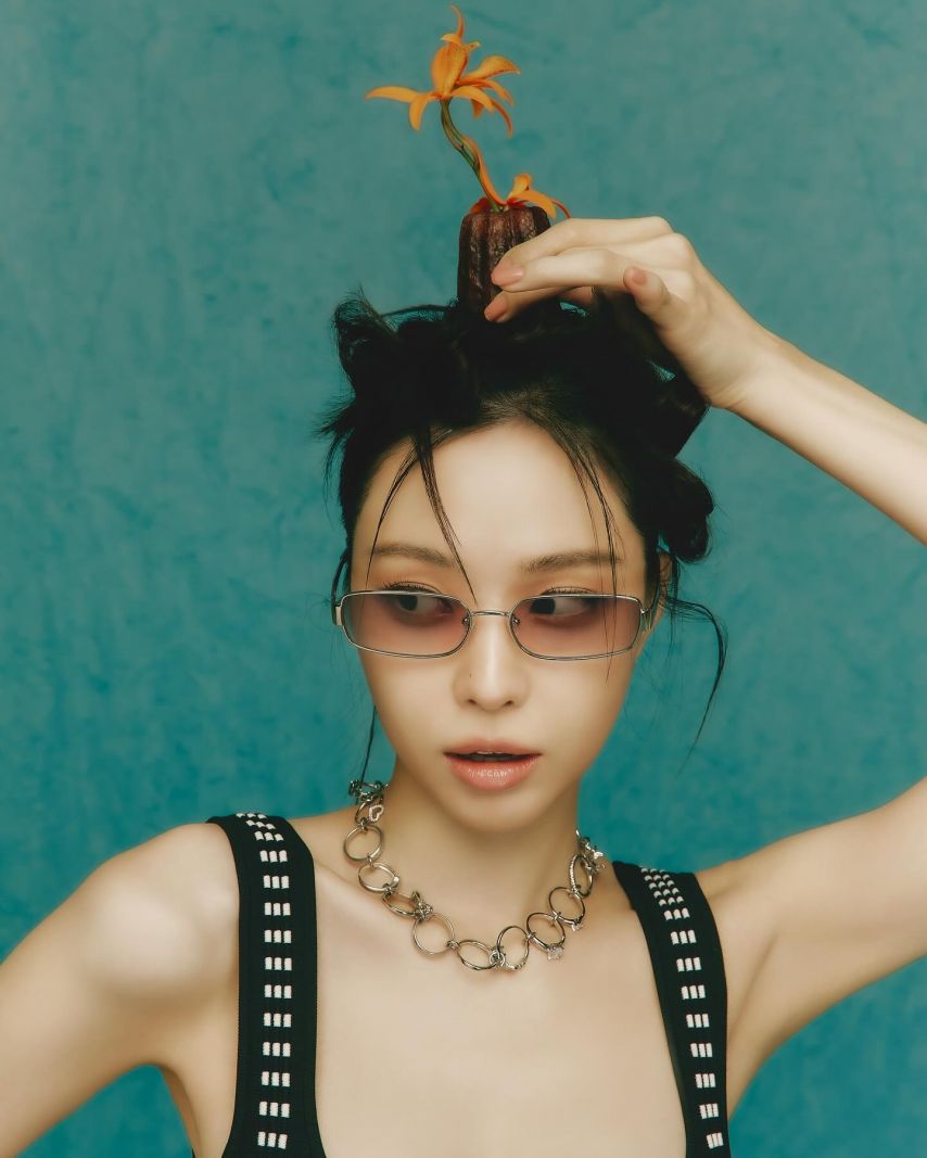 손나은 인별 아르마일AREMILE