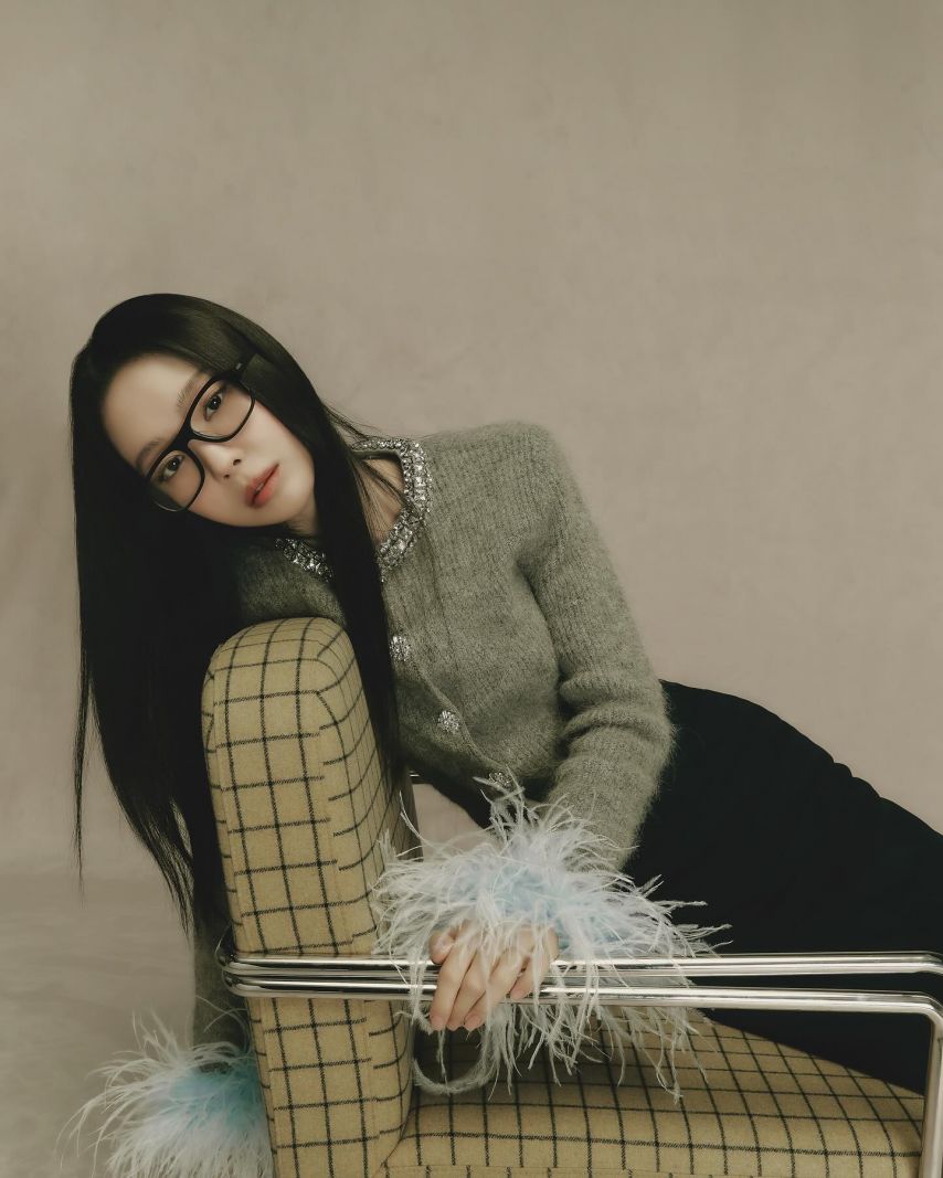 손나은 인별 아르마일AREMILE