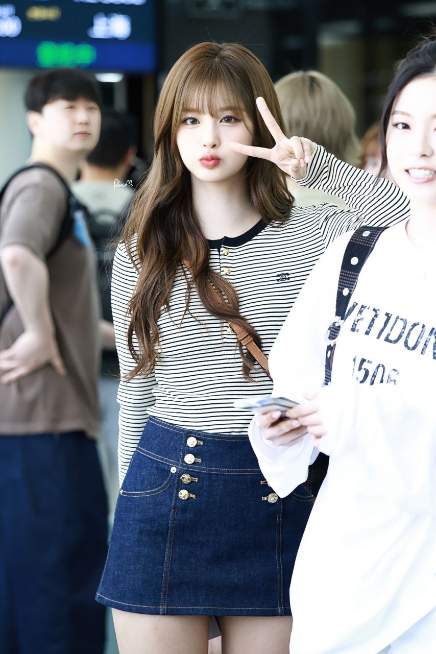 오늘자 엔믹스 설윤