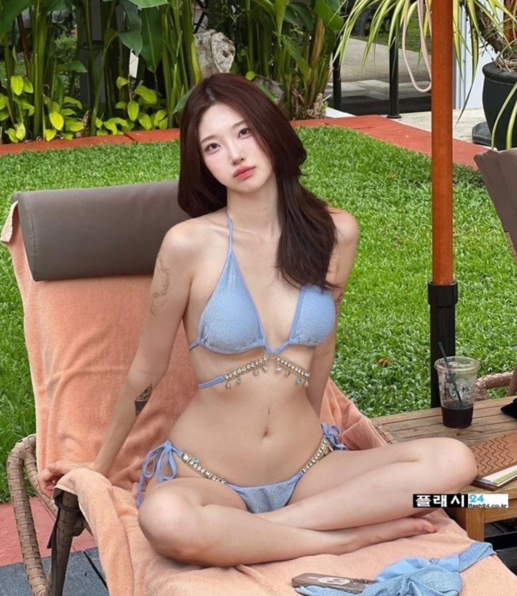 연고전에서 뜬 일명 삐끼삐끼 추는 고려대녀 다은 비키니 몸매