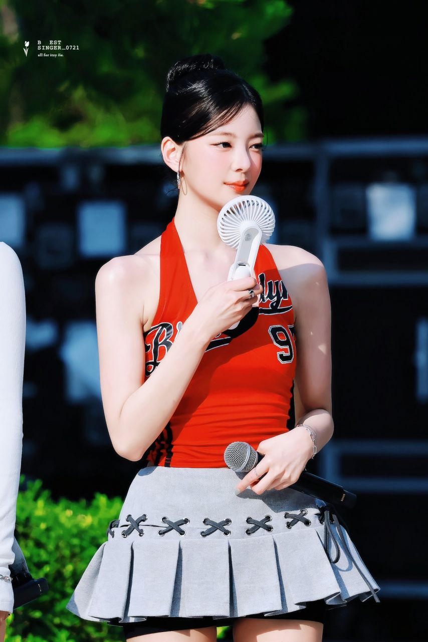 ITZY 리아