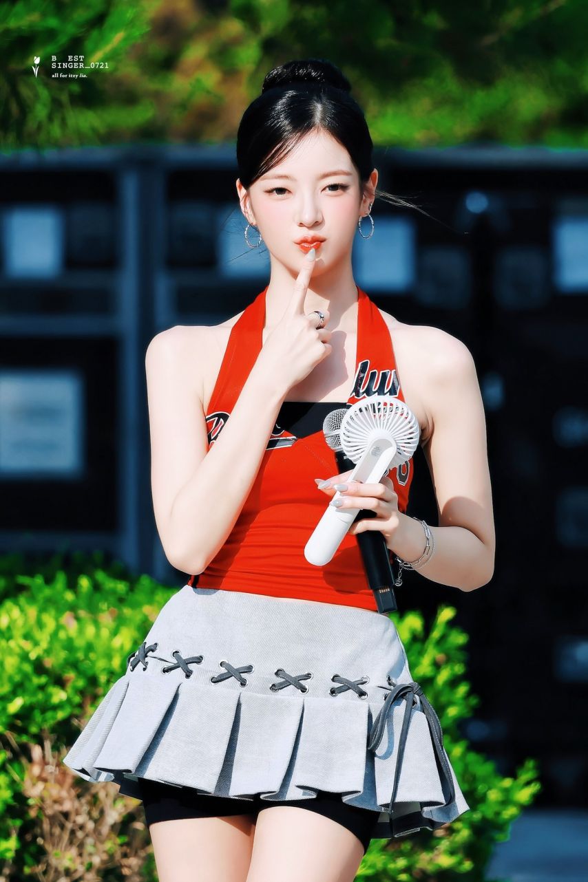 ITZY 리아