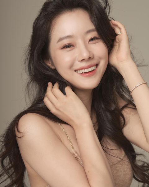 배우 이시원 이름처럼 시원한 비키니 몸매