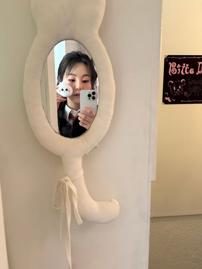 안소희 SNS