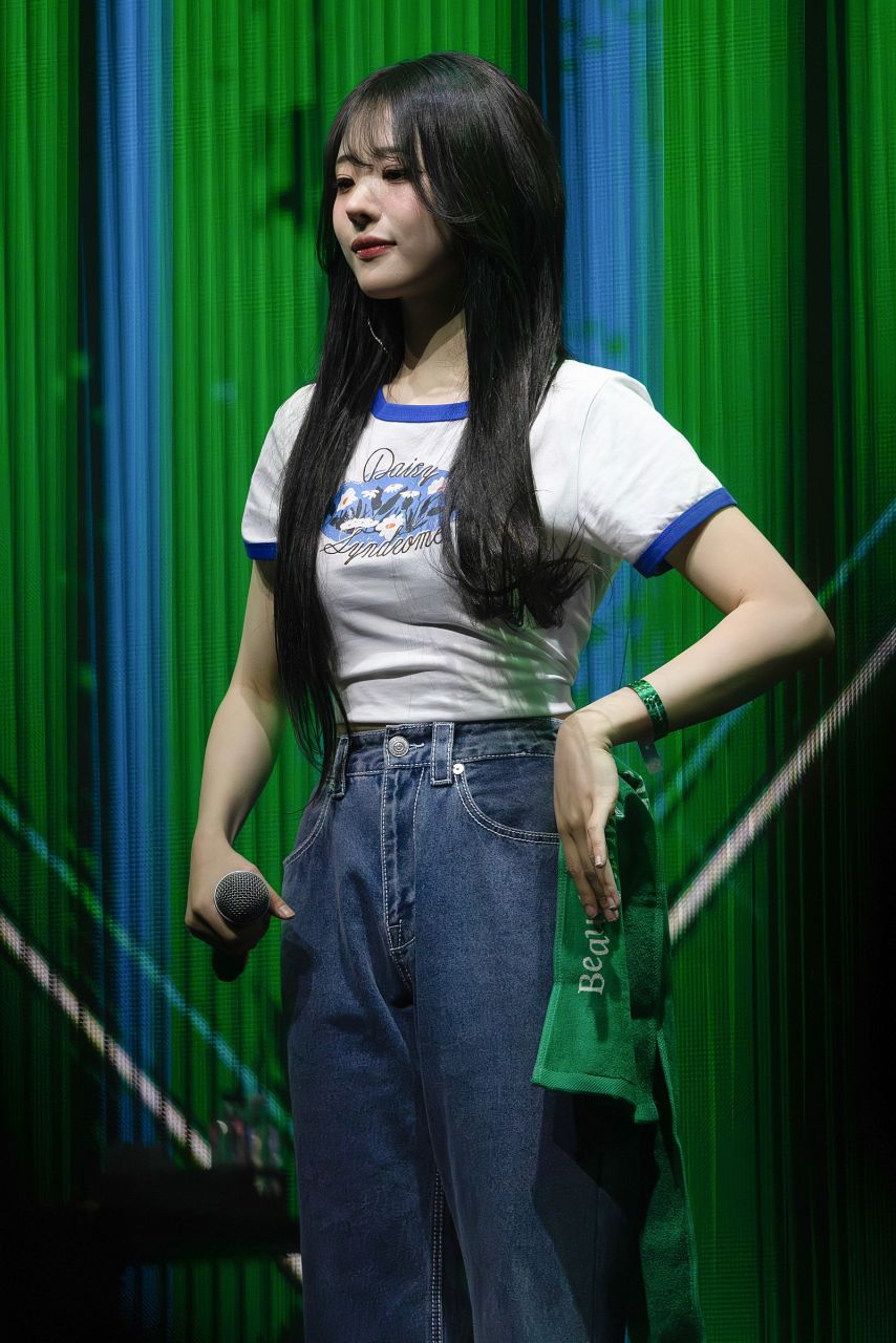 QWER 히나