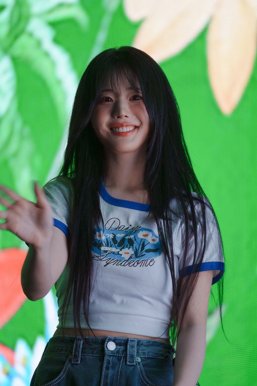 QWER 히나