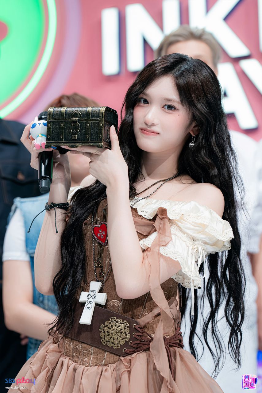 아이브 이서 인기가요 현장포토