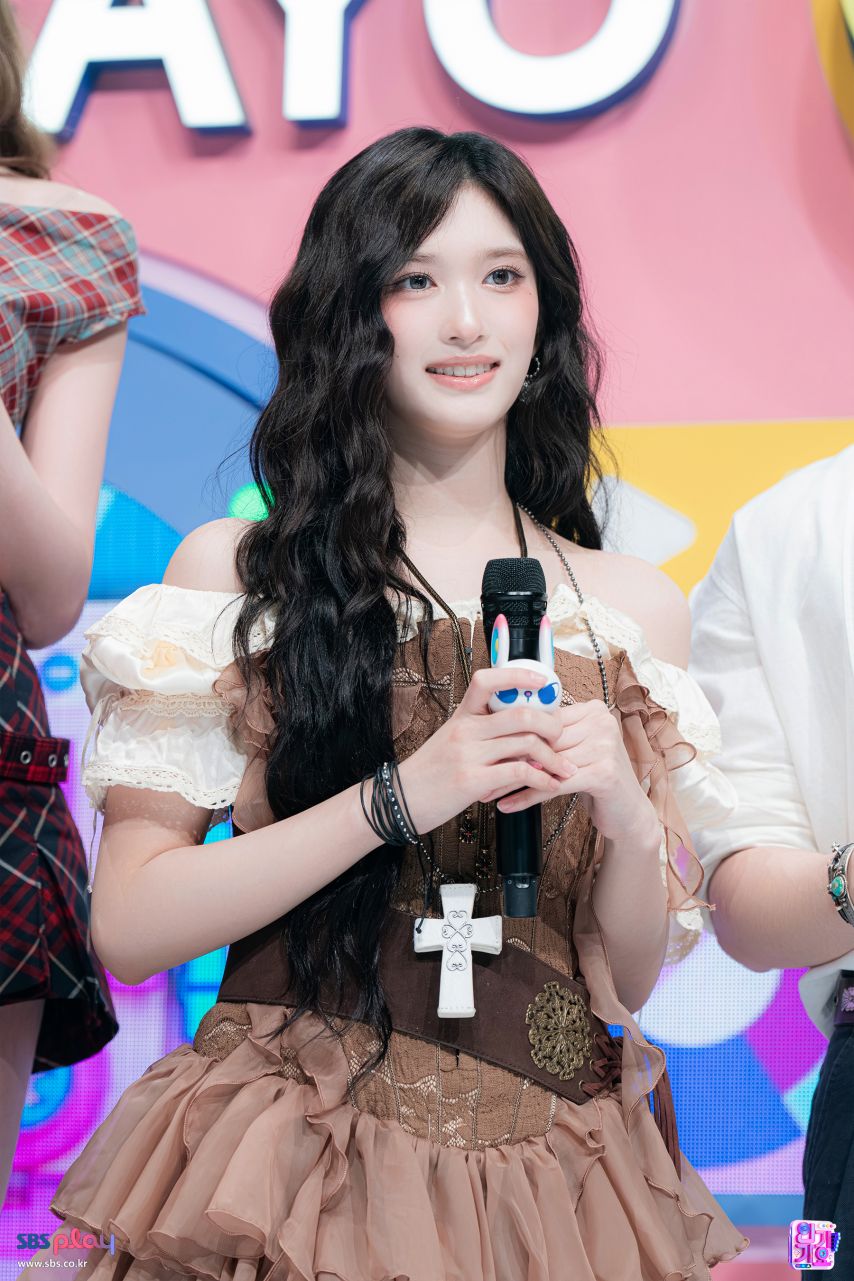 아이브 이서 인기가요 현장포토