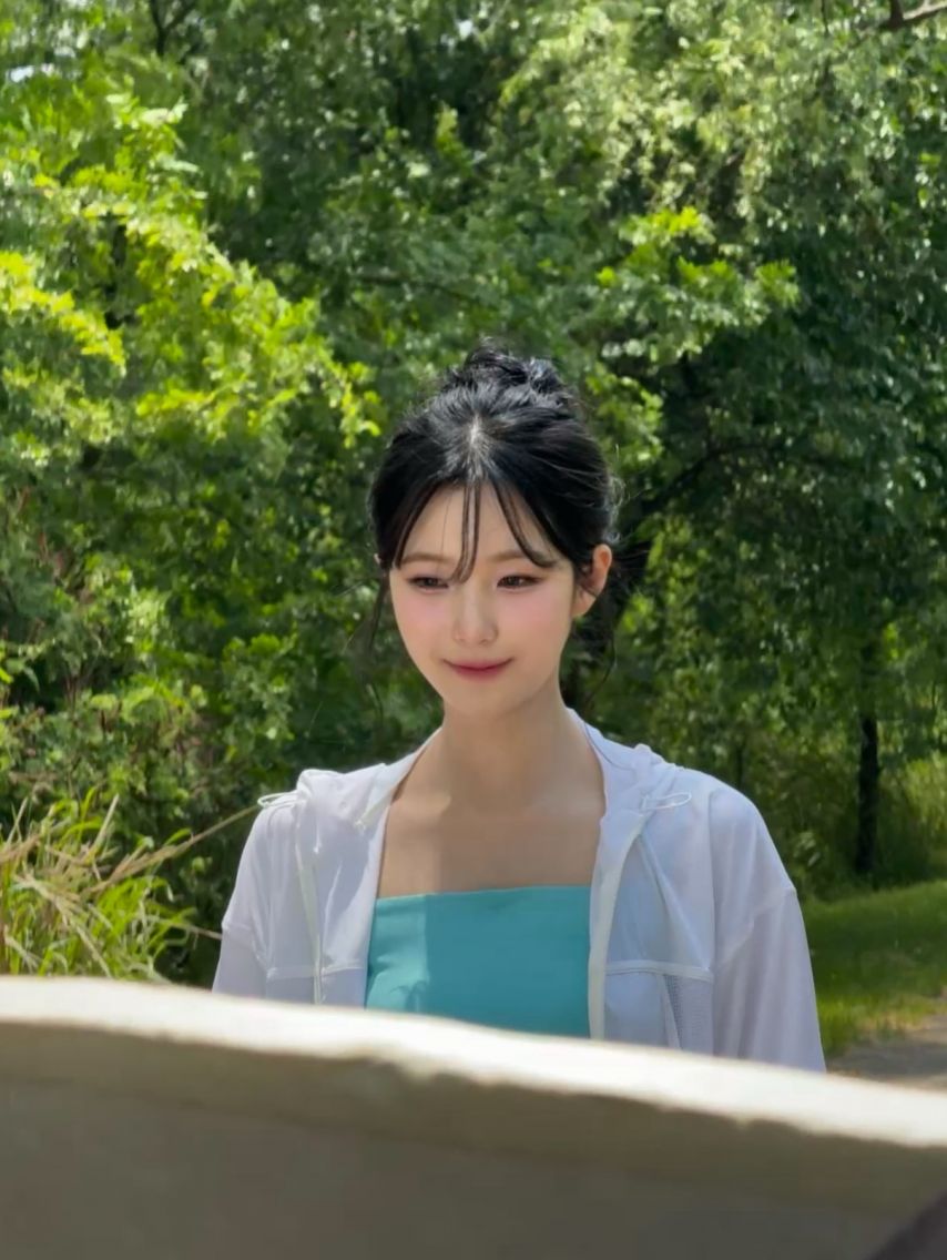 프로미스나인 백지헌