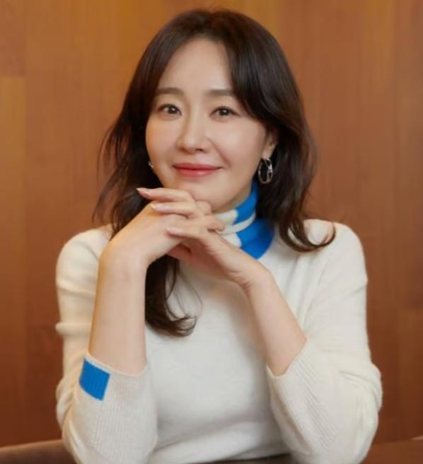 엄지원