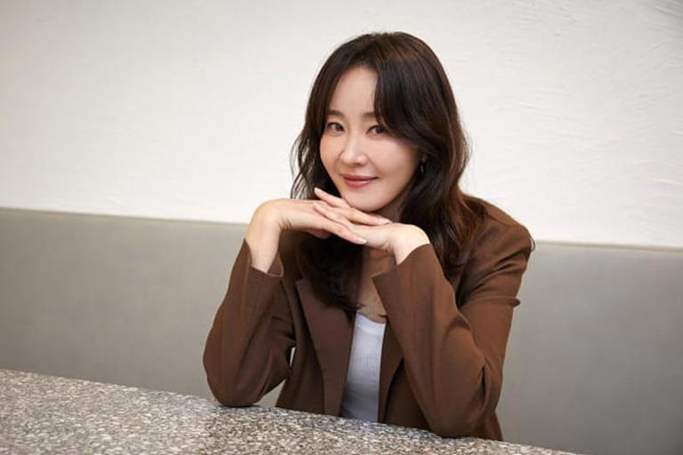 엄지원