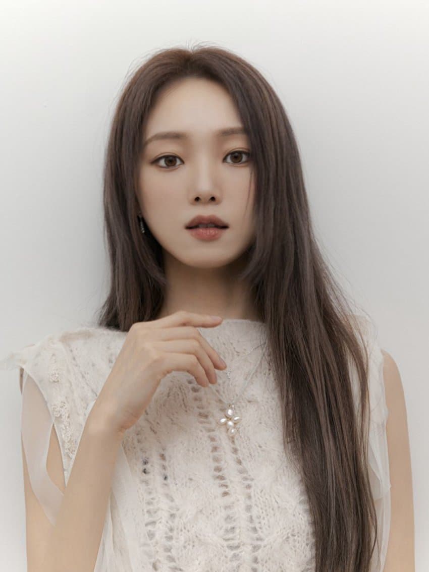 이성경