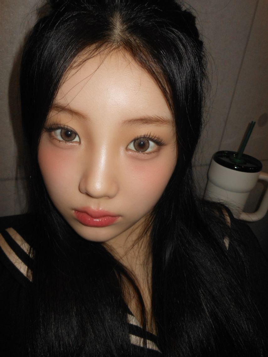 ILLIT(아일릿)
