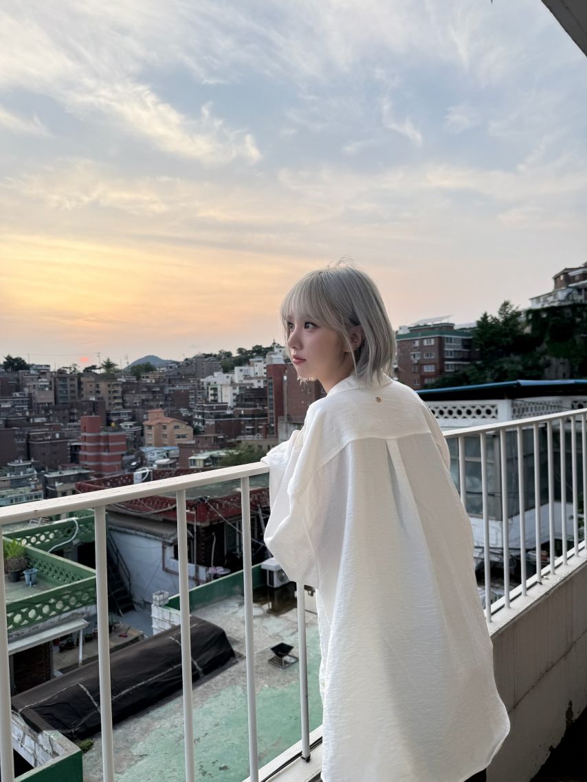 은하_ 신비_ 엄지 VIVIZ비비지 인별_ 신비 241116