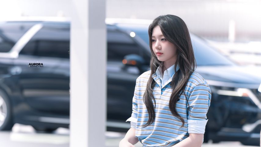 베이비몬스터 로라