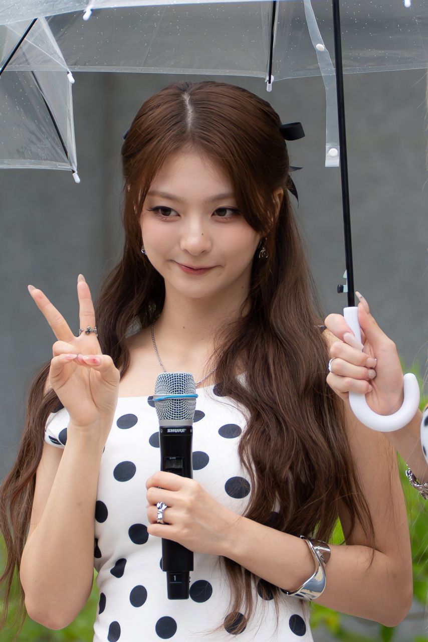 프로미스나인 이나경