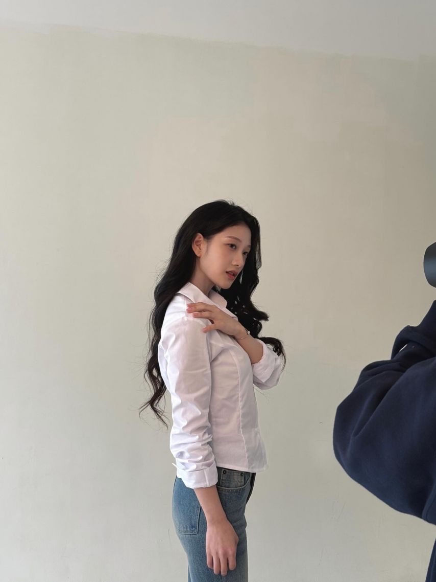 프로미스나인 이채영,이서연