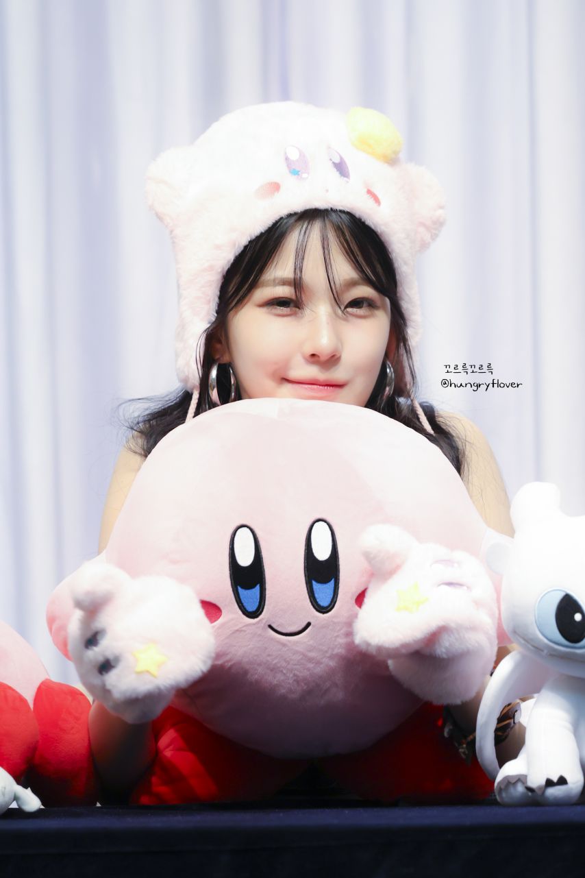 프로미스나인 백지헌