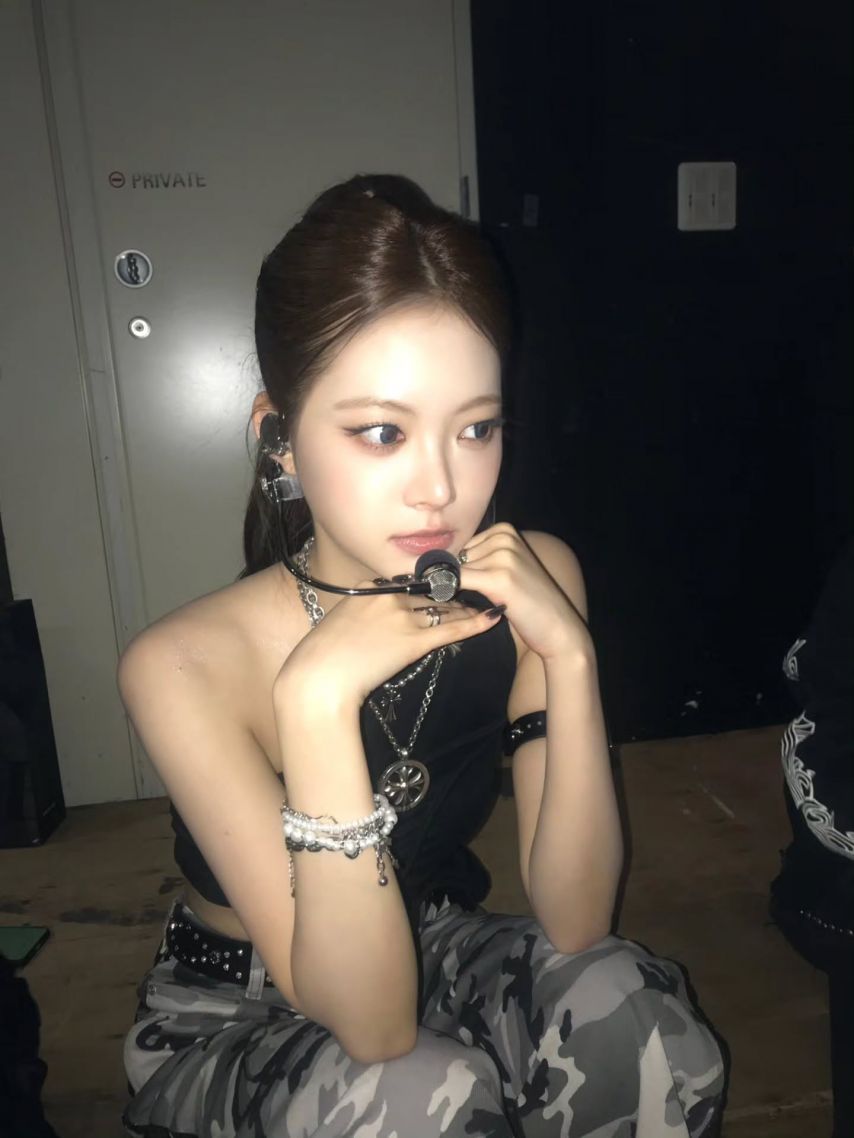 르세라핌 카즈하,홍은채