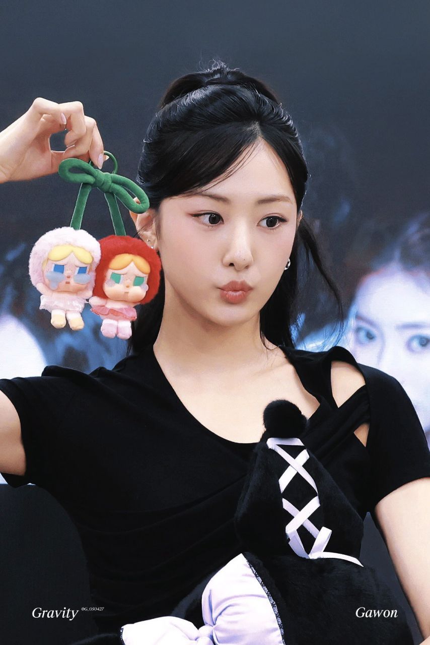 어제자 팬싸인회 그룹 미야오(MEOVV) 가원.JPG