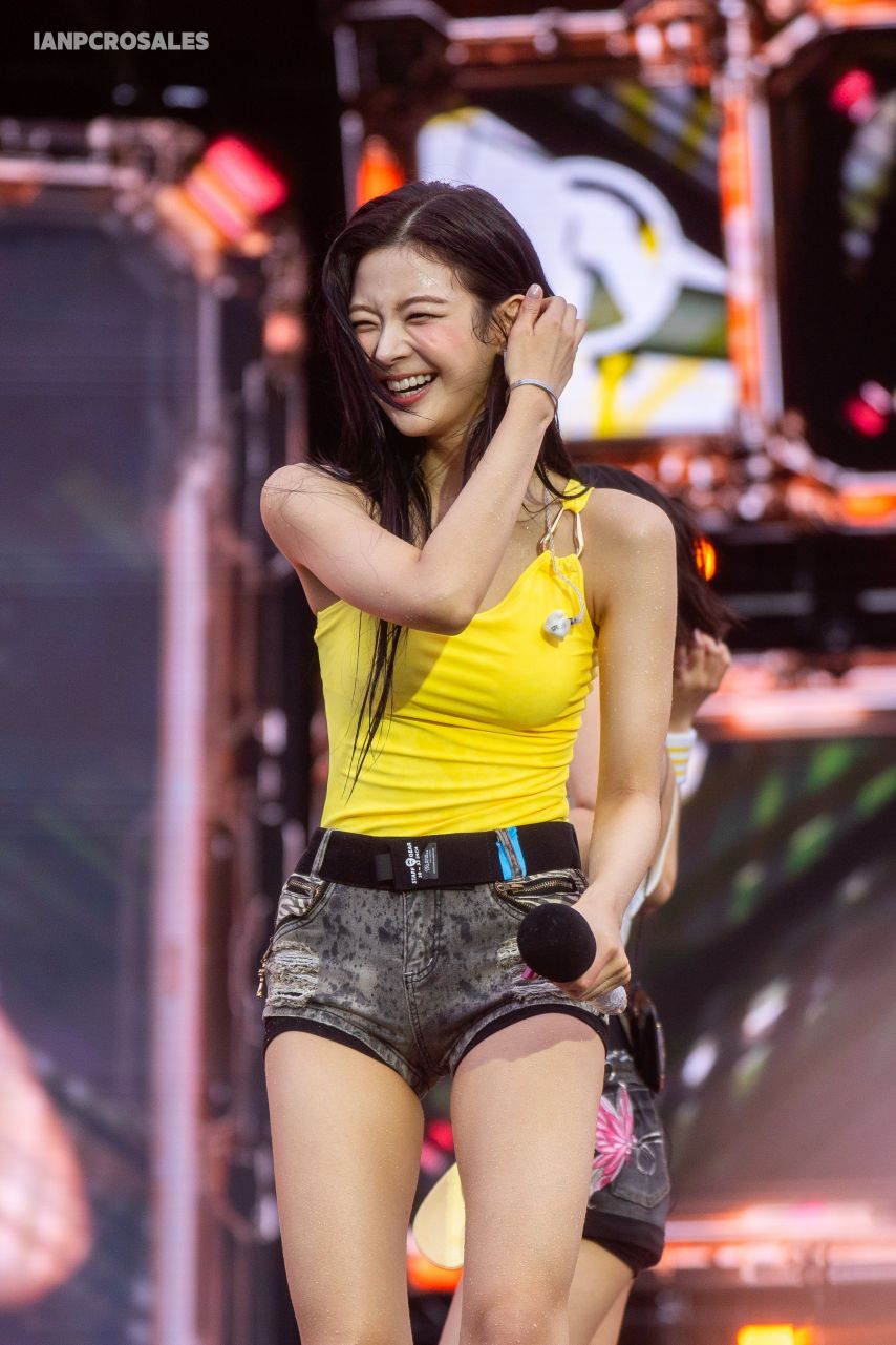 ITZY 리아