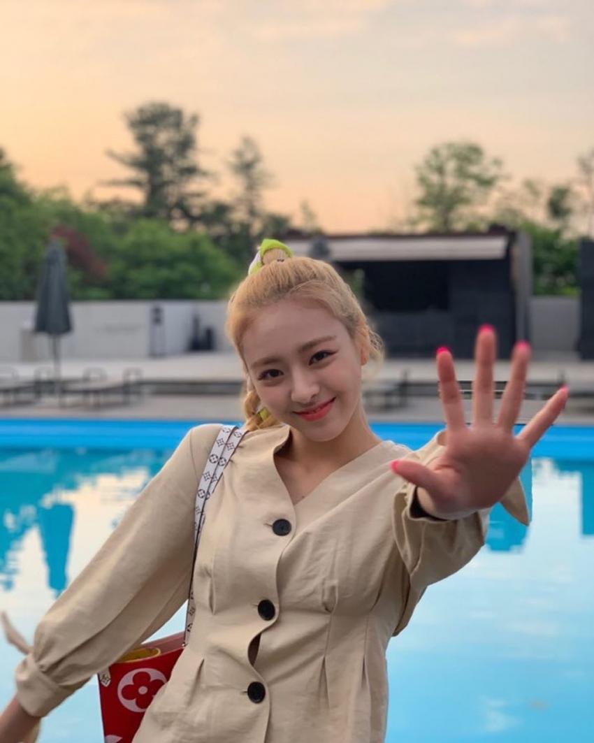 ITZY-유나