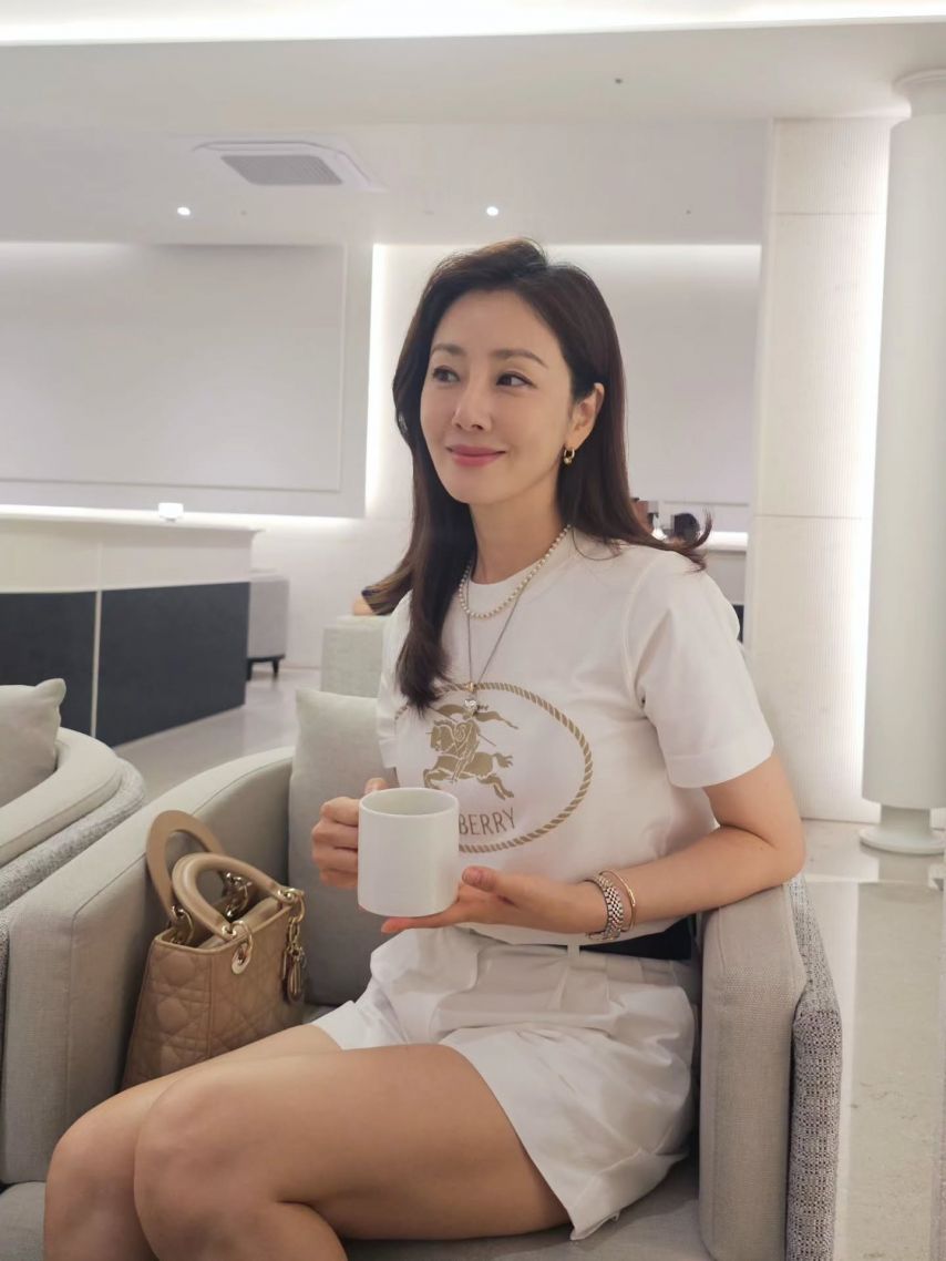 배우 오나라 SNS