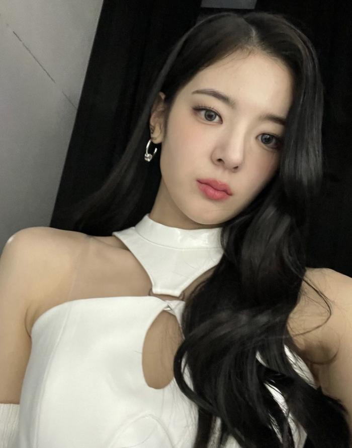 ITZY-리아