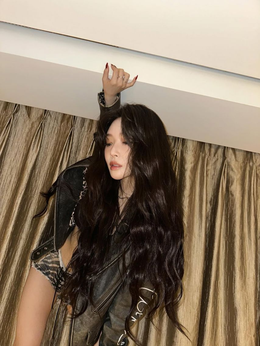 청하 인스타그램 업데이트.jpg