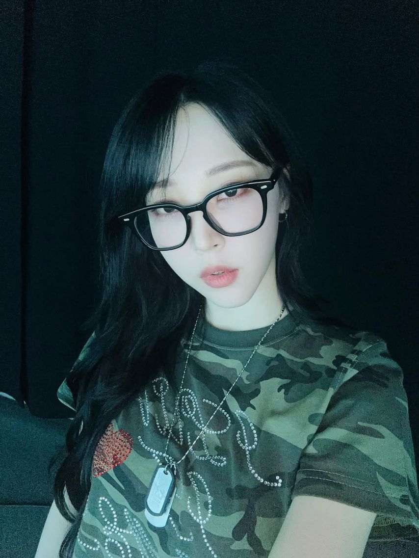마마무 문별 SNS
