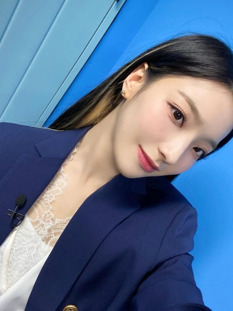 프로미스나인 이새롬