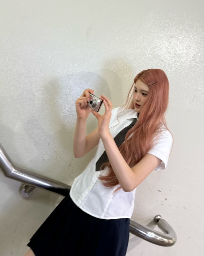 하츠투하츠 유아, 에이나