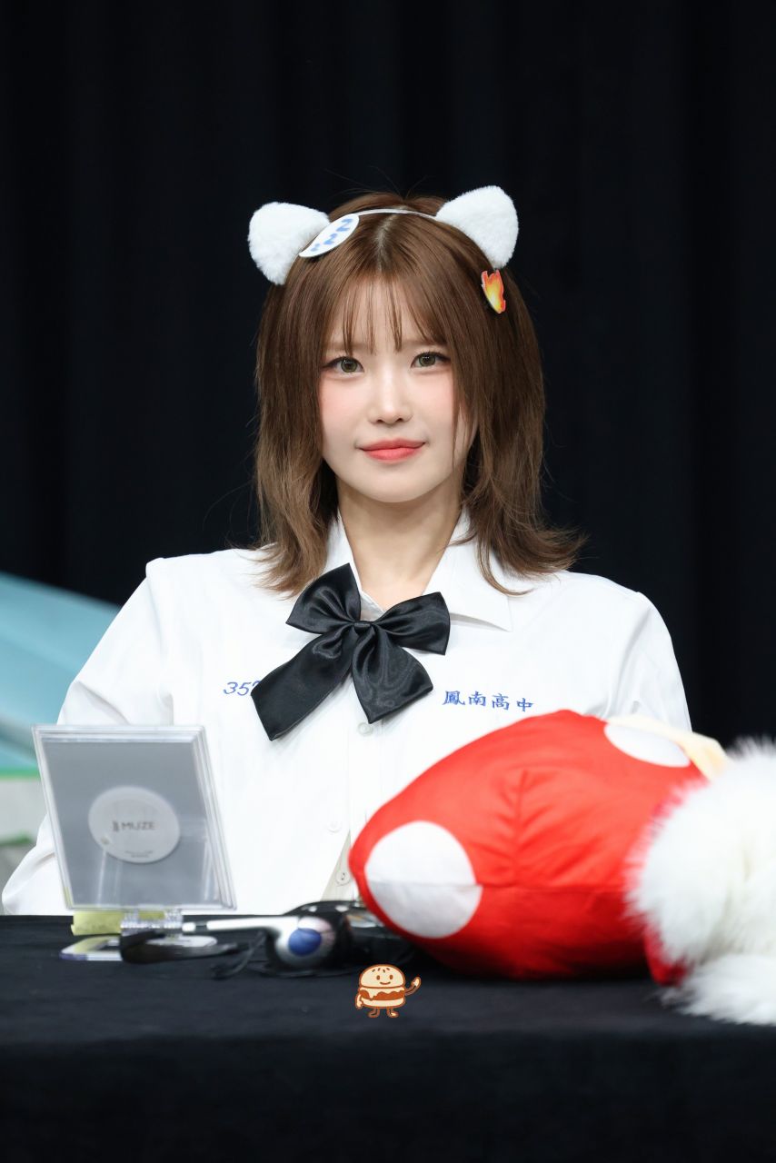 프로미스나인 송하영