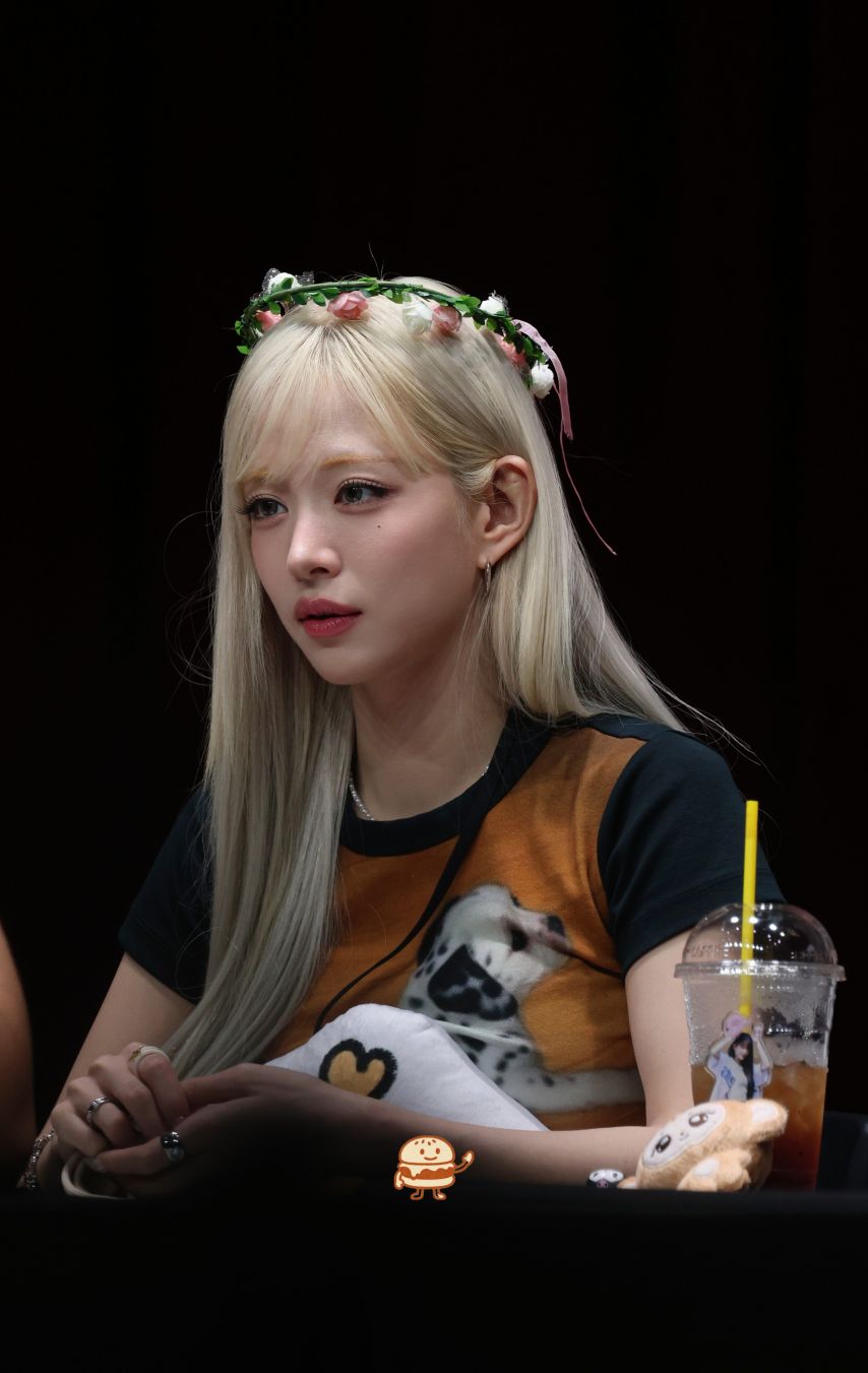 프로미스나인 이채영