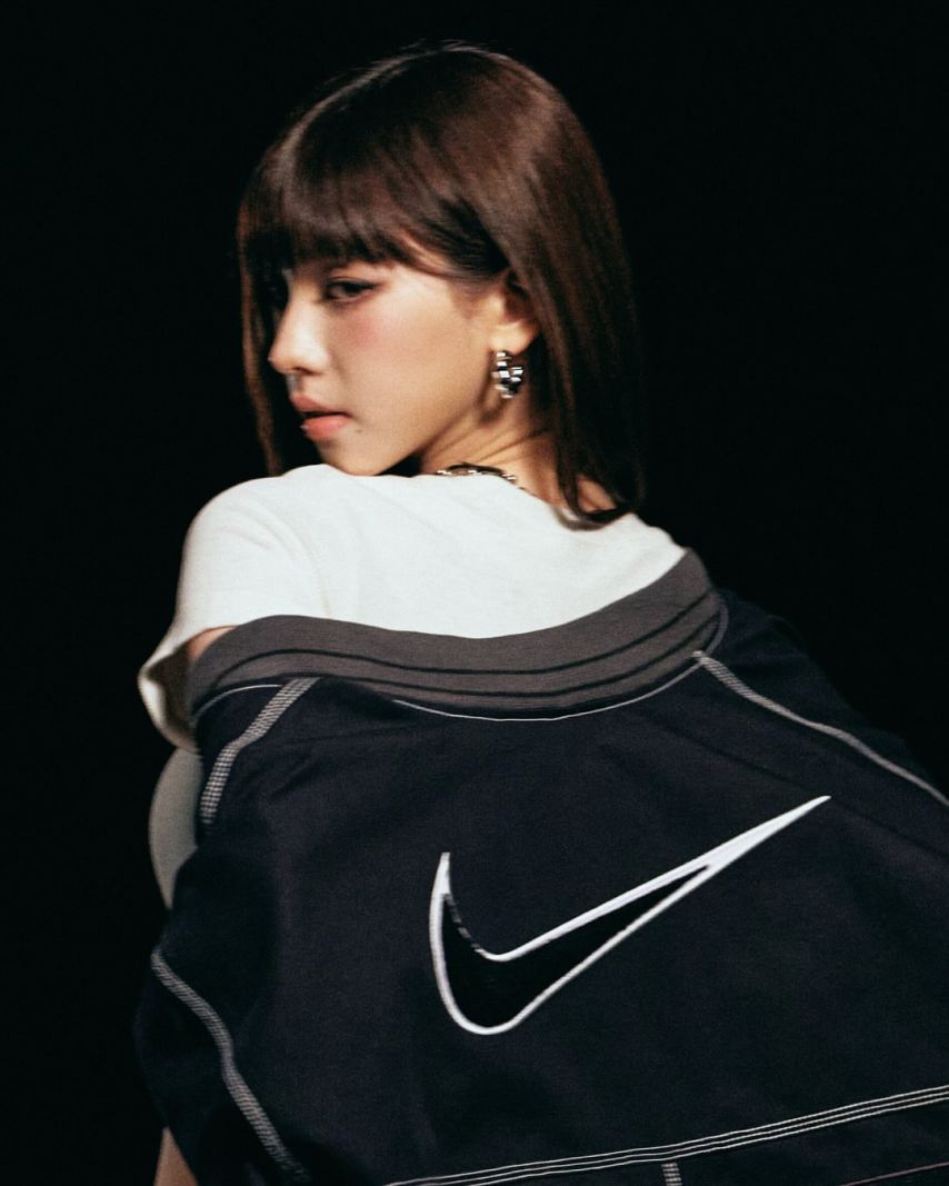 에스파 카리나 나이키