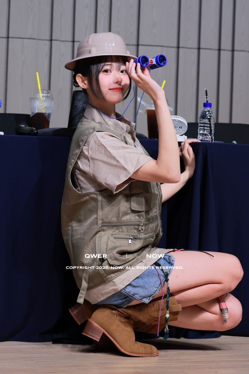 QWER 히나