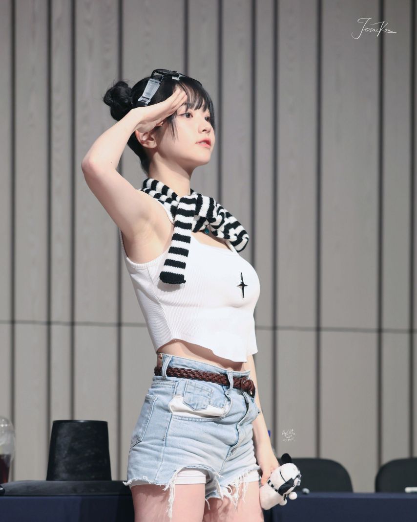 [QWER] 쵸단