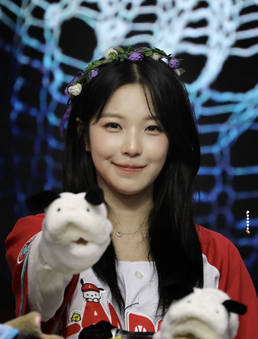 프로미스나인 백지헌