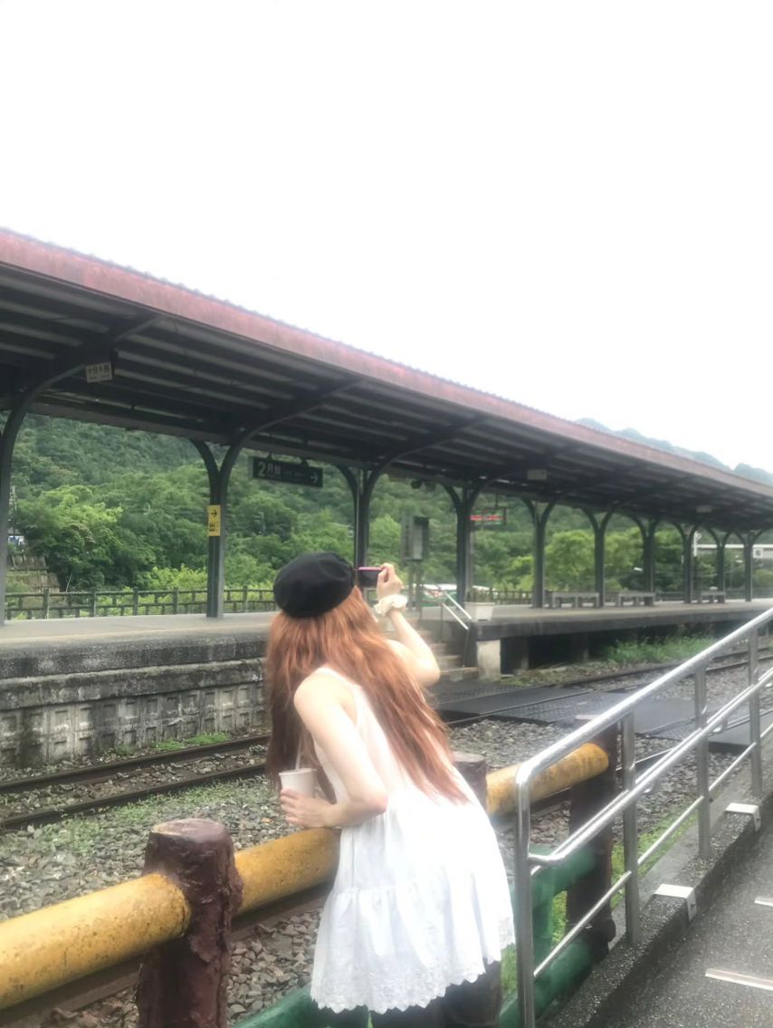 르세라핌 사쿠라,허윤진,카즈하,홍은채