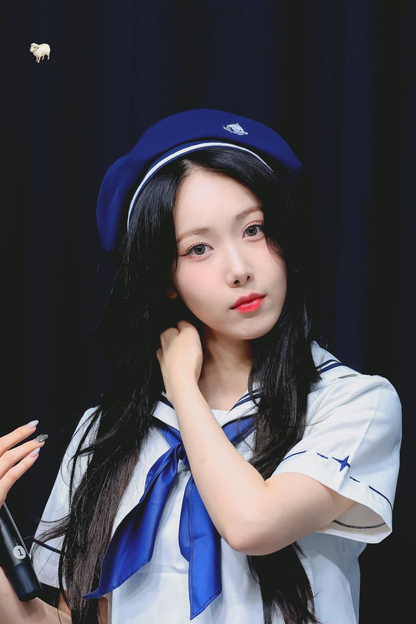 VIVIZ 신비