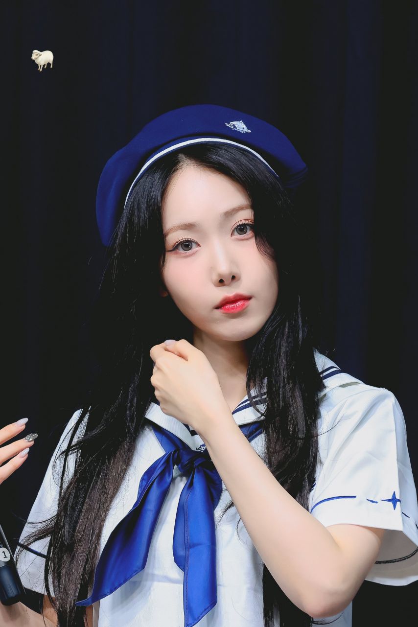 VIVIZ 신비