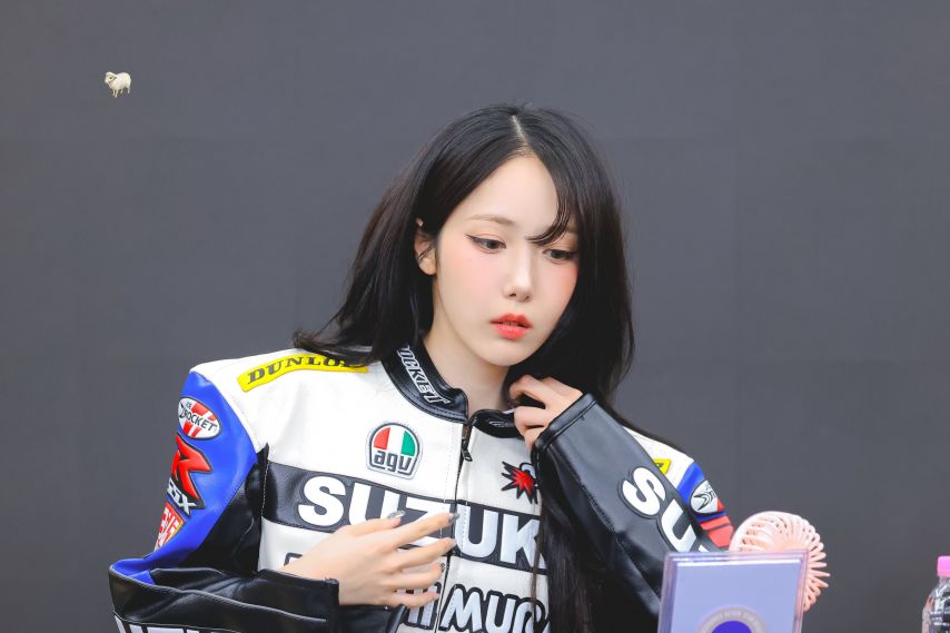 VIVIZ 신비