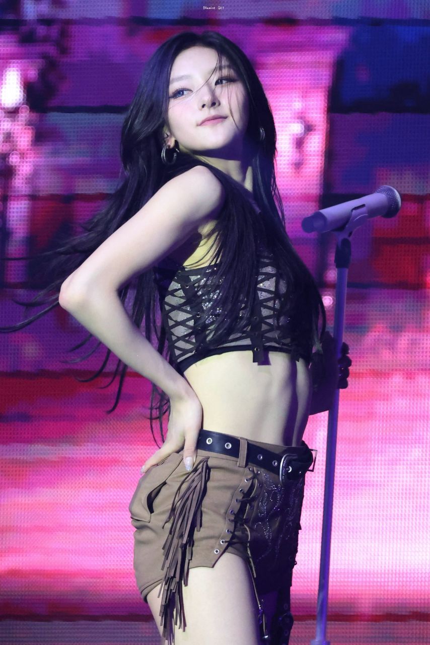 키스오브라이프 하늘