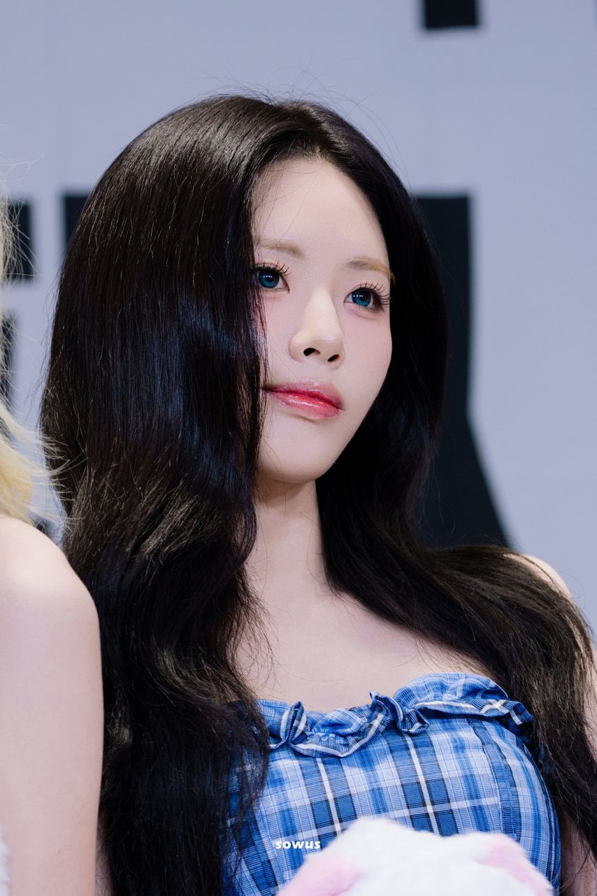 프로미스나인 박지원