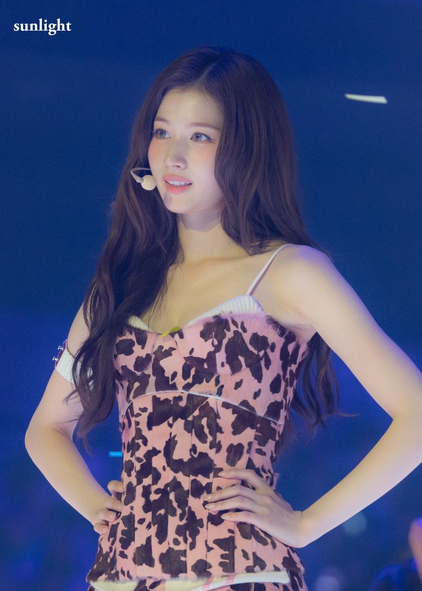 트와이스 사나